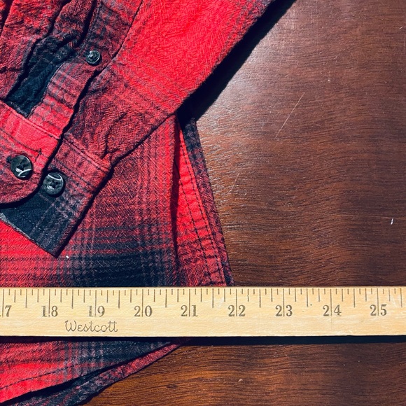 Womens Woolrich Womens Large Plaid Red Black Button Front Long Sleeve Shirt - Picture 3 of 9